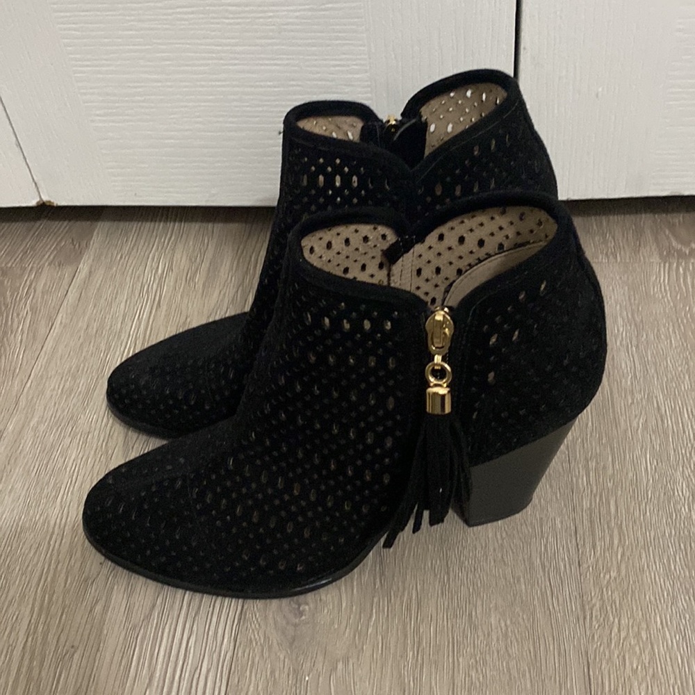 Black boots